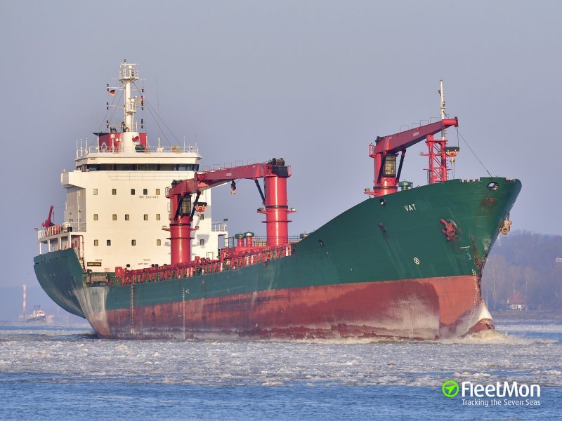 Cargo Vessel судно