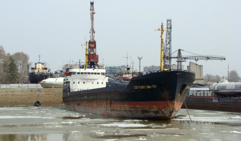 Теплоход Сормовский 1557 на море