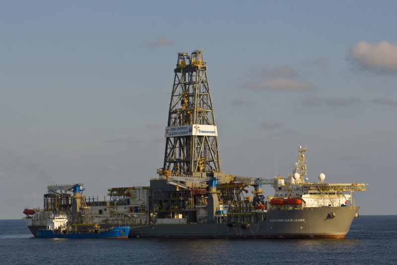 Discoverer 2 судно