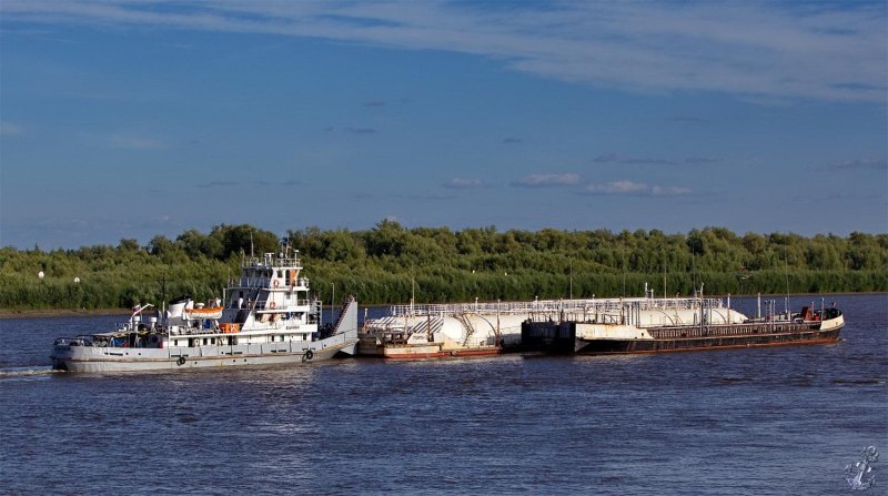 Нефтеналивная баржа 16802