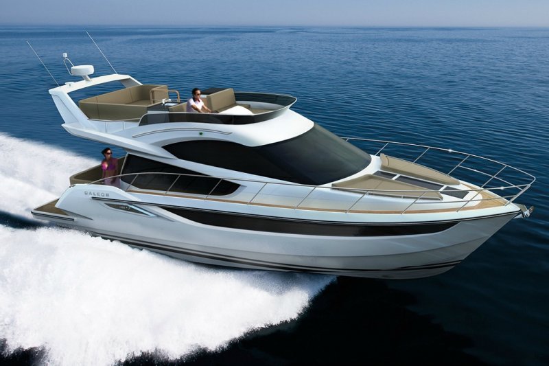 Моторная яхта Galeon