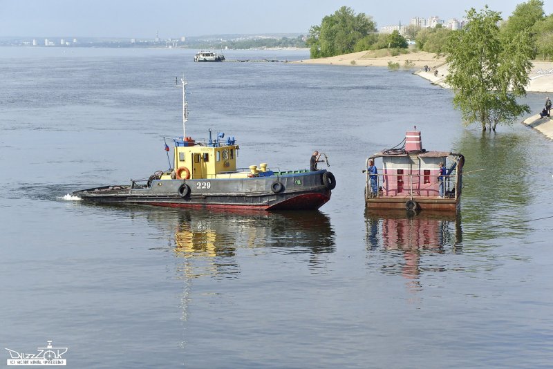 Малый Речной буксир толкач
