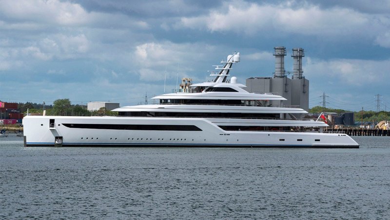 Яхта Усманова Dilbar