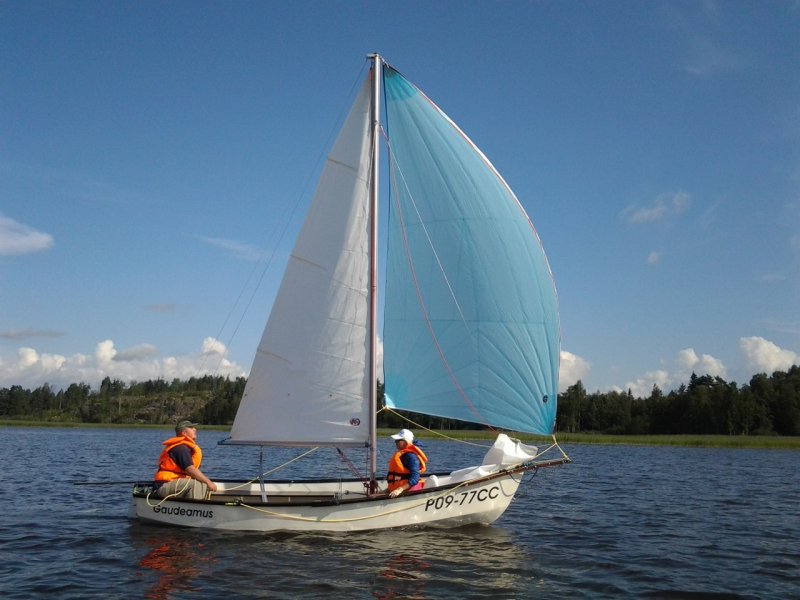 Арджи 15 швертбот