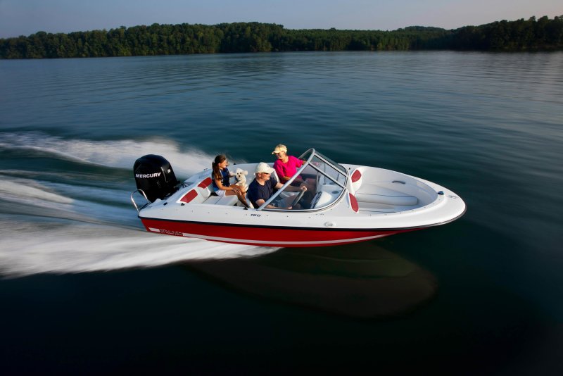 Катер Bayliner 160