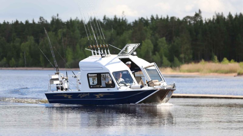 Алюминиевый катер с водометом Weldcraft
