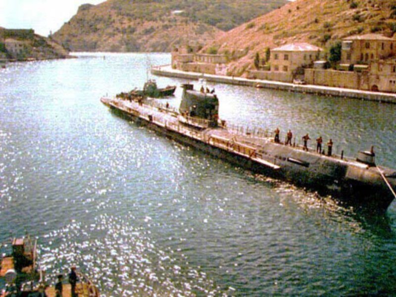 Балаклавская бухта подводные лодки