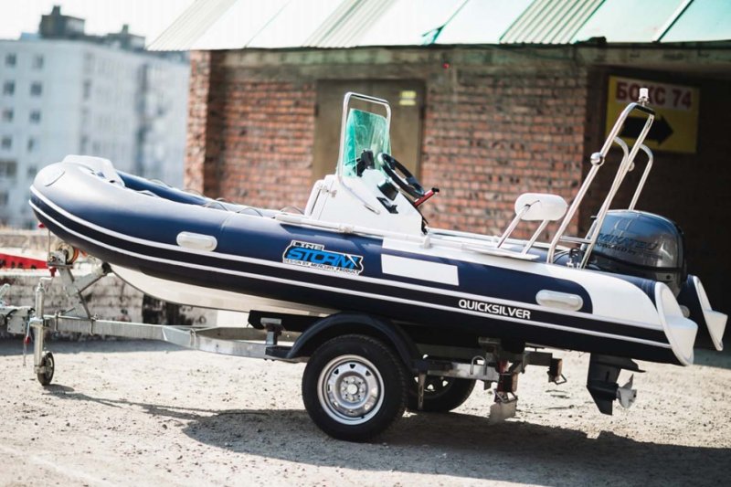 Лодка РИБ Stormline Extra 430