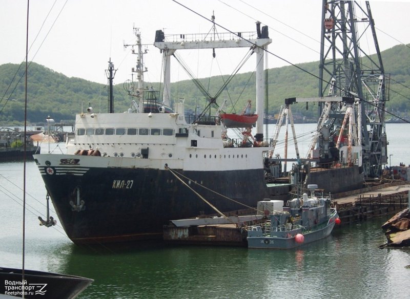 Судно обеспечения ВМФ кил 27