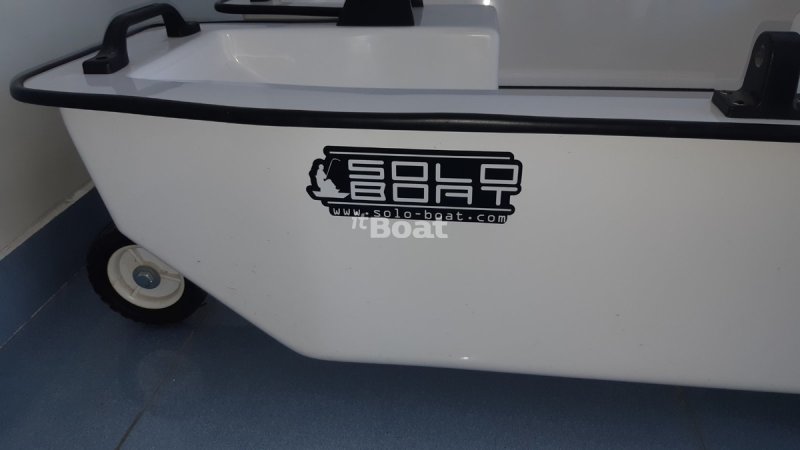 Solo Boat