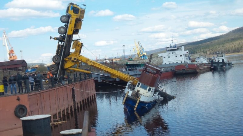 Судоверфь Усть-Кут