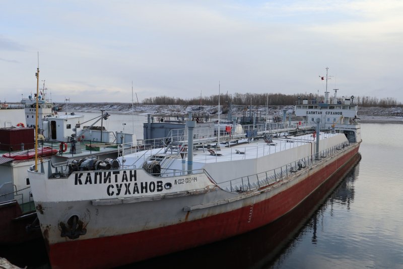 Ленанефть 2055 судно