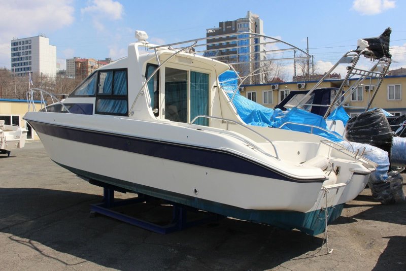 Катер Yamaha fr 26