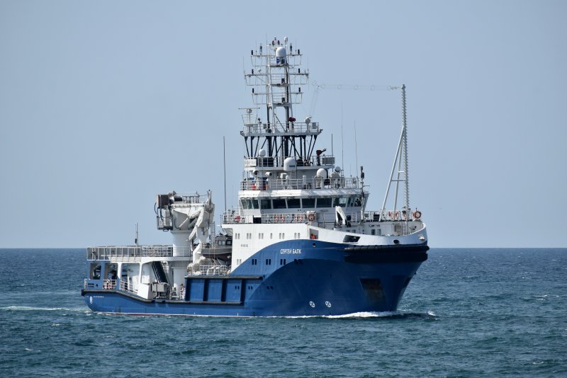 Морской буксир проекта 23470 «Сергей балк». Водоизмещение