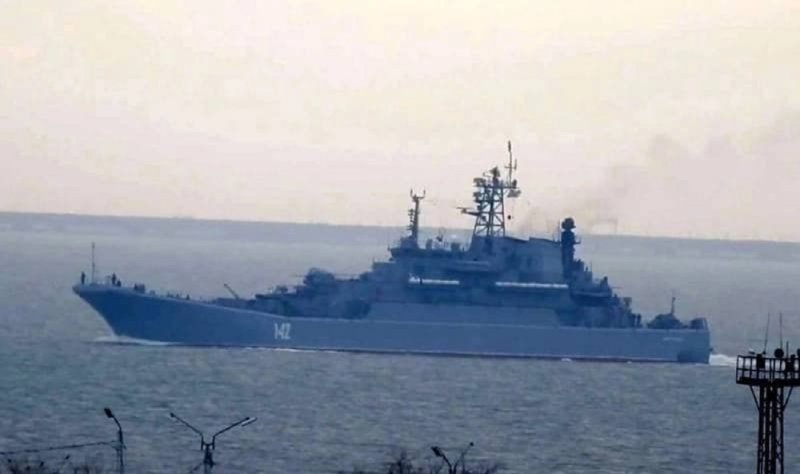 Учения в Азовском море российские БДК