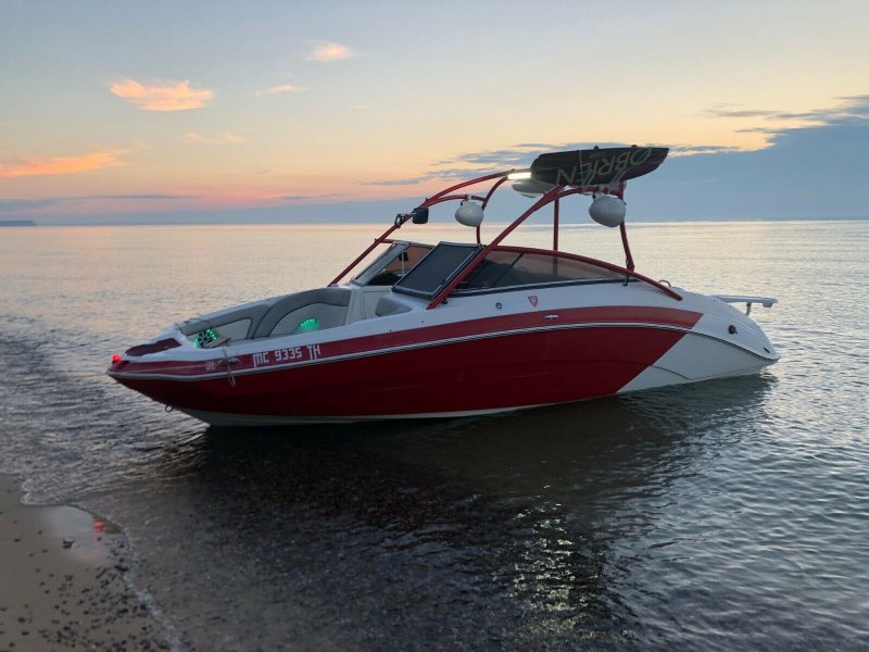 Катер Yamaha ar240