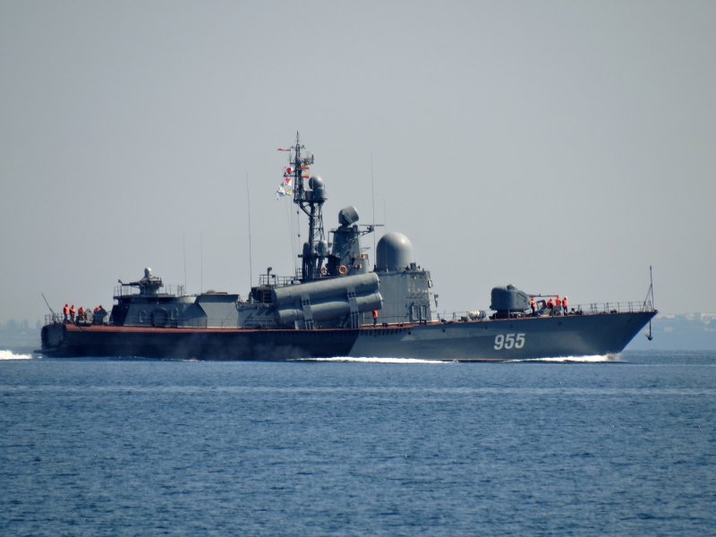 Корабль бортовой номер 810 Черноморский флот