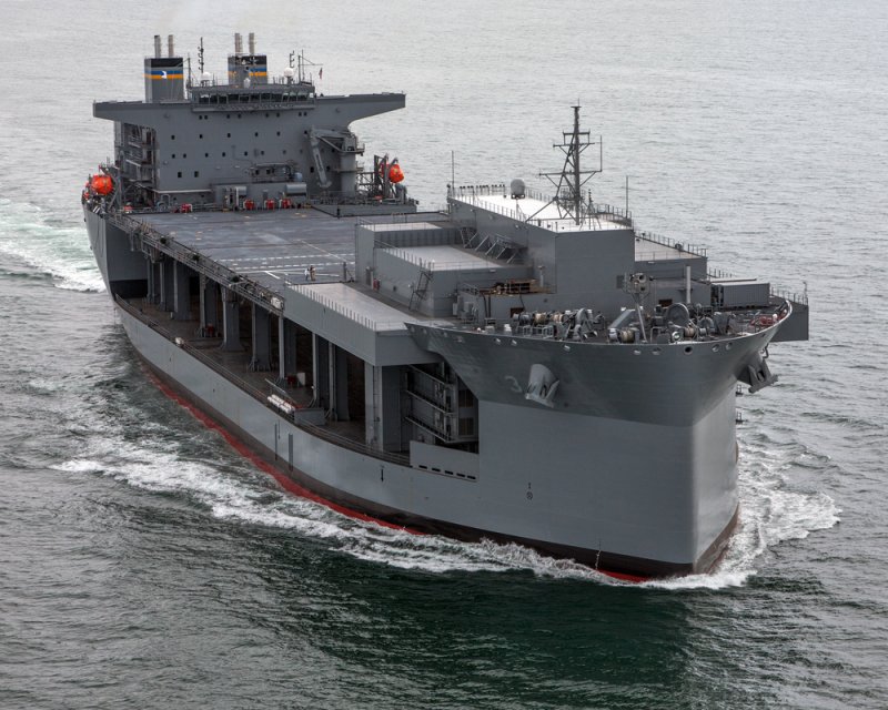 Корабль ВМФ США USNS Lewis b. Puller