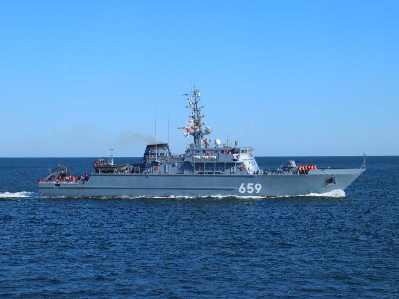Тральщик 12700