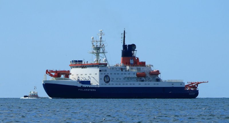 Немецкий ледокол Polarstern