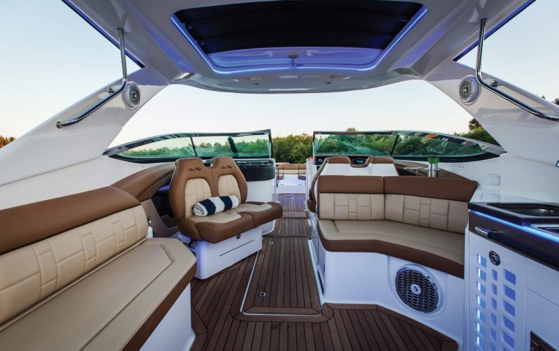 Катер Sea ray 200 панель