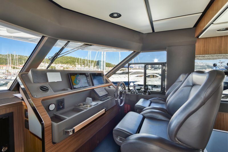 Azimut Magellano 66 модель