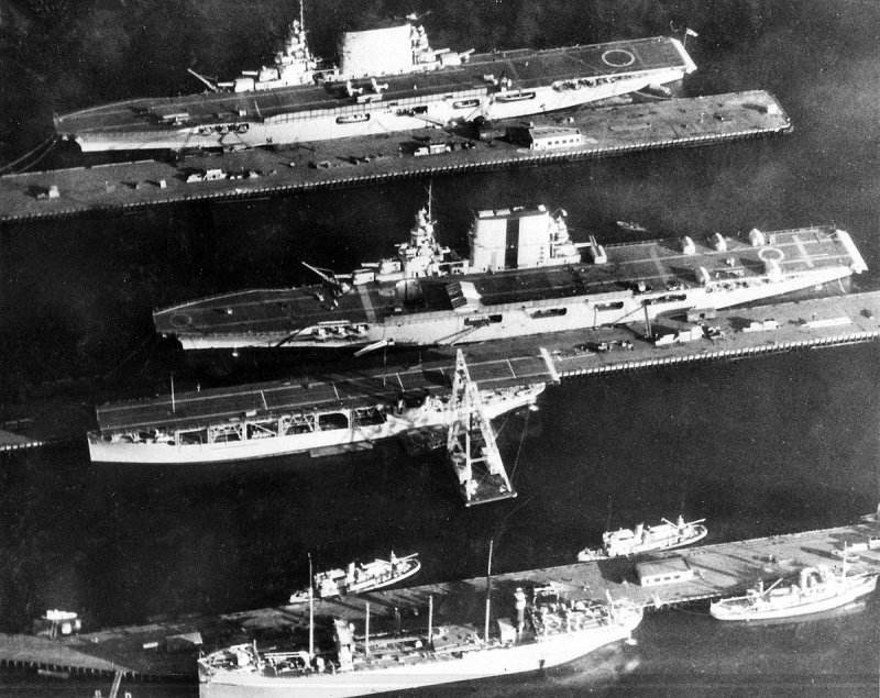 USS Lexington CV-2 1942