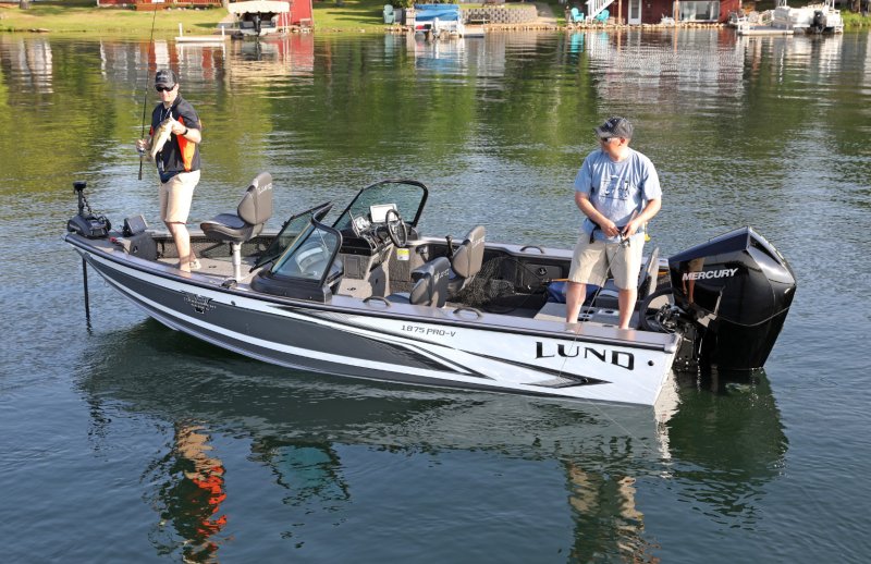Lund 1600 Pro Sport