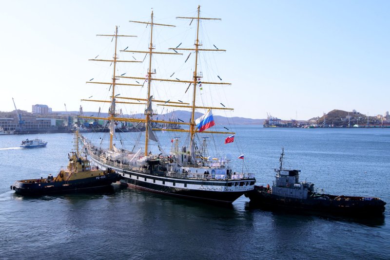 Парусник Паллада в СПБ