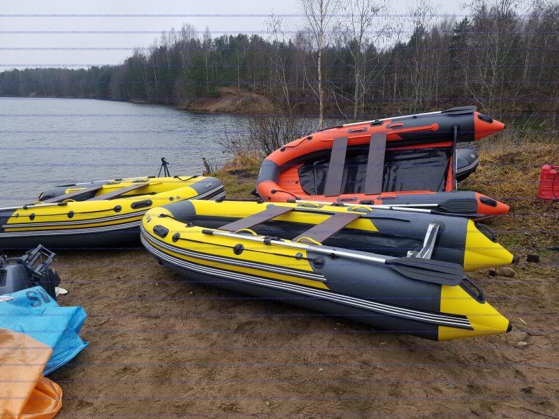 Надувная лодка Reef Skat Triton 370
