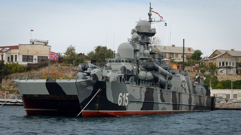 Бора и Самум корабли