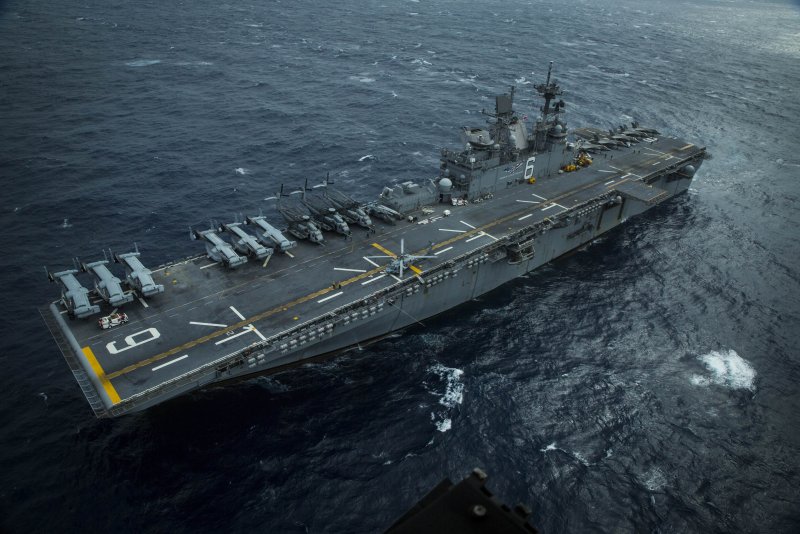 УДК USS America (LHA 6)