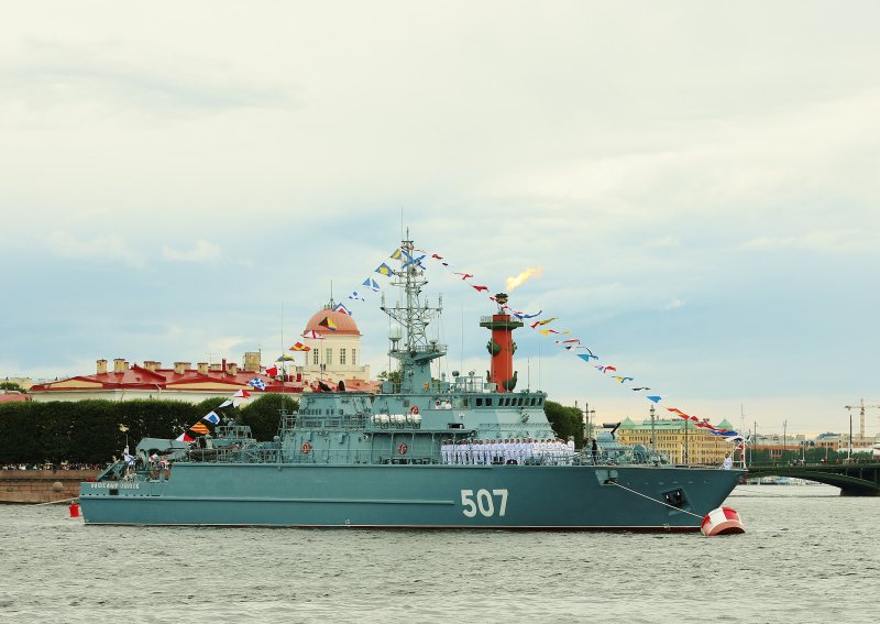 Проекта 12700 "Александр Обухов