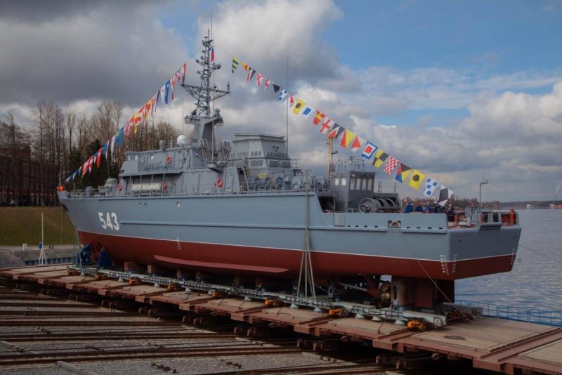 Корабль противоминной обороны "Петр Ильичев"