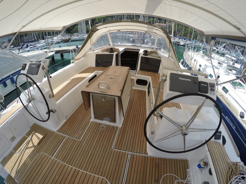 Парусная яхта Dufour 450 Grand large чертежи