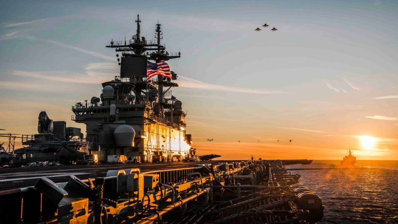США корабли и самолеты вместе