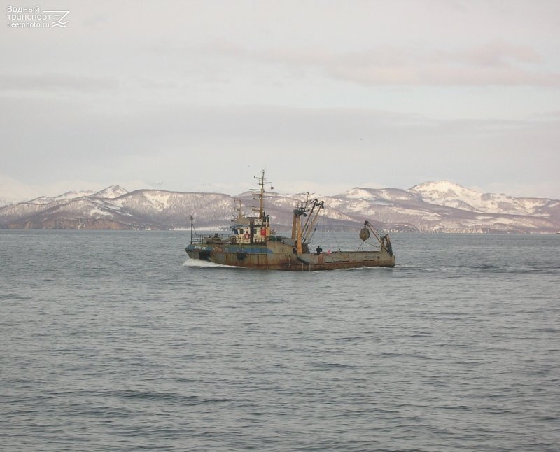 Рыболовное судно МРТК-310