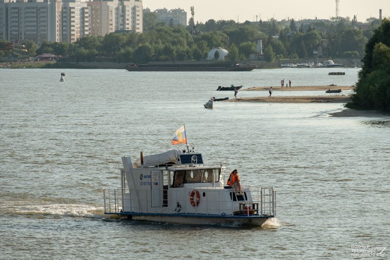 Корабль толкач