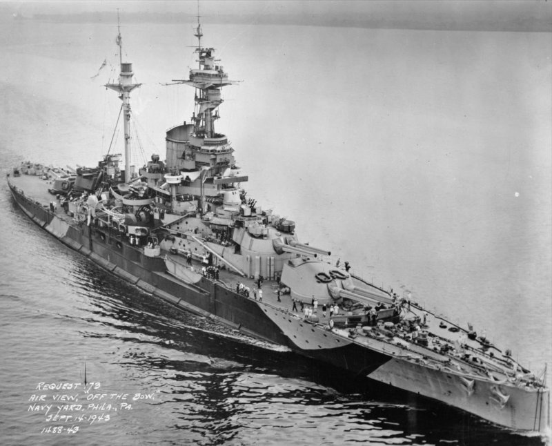 Линкор Архангельск 1944