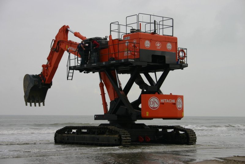 Экскаватор Hitachi ex-1200-5d