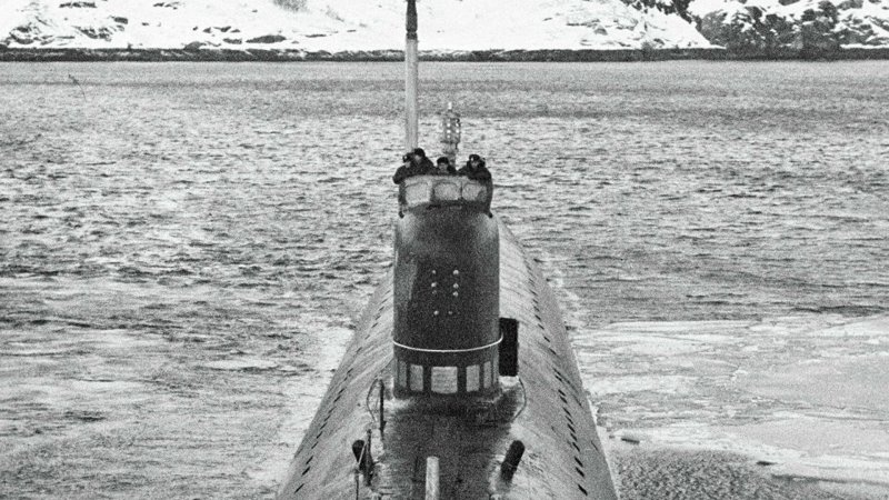 Первая атомная подводная лодка Ленинский комсомол