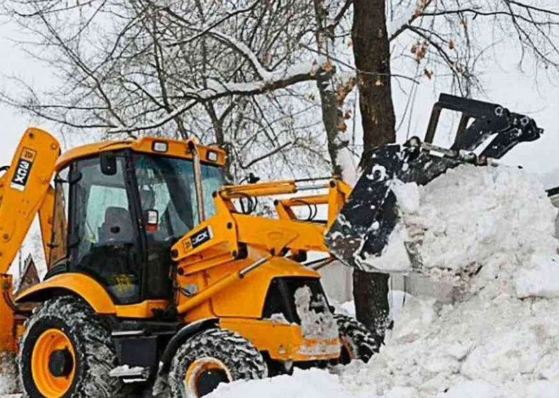 Уборка снега JCB 3cx