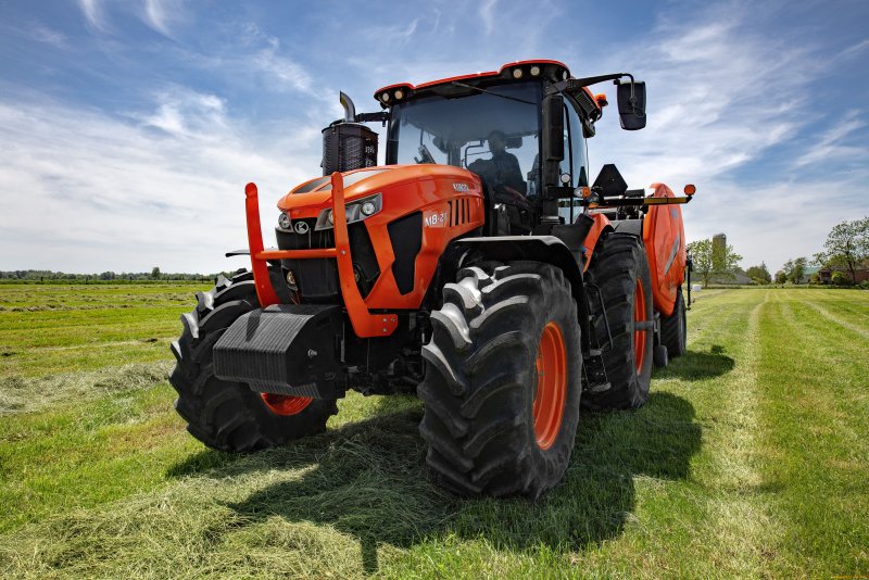 Kubota m7153