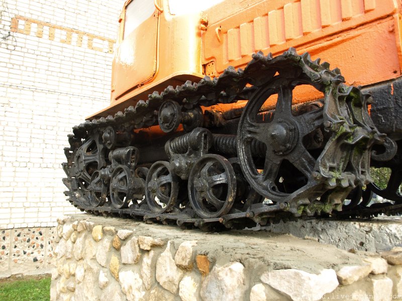 Гусеница трактора ДТ-75