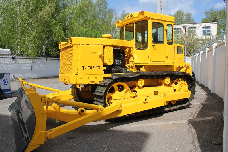 ЧТЗ 170 бульдозер