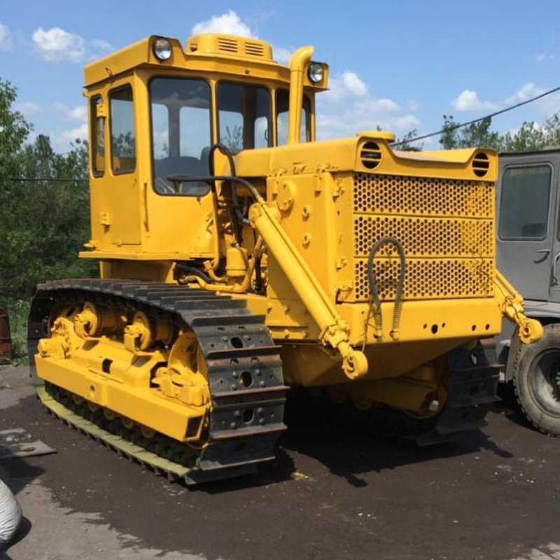 Бульдозер ЧТЗ Т-170
