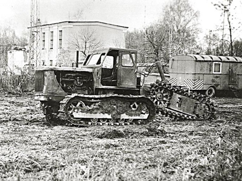 Т100мз трактор