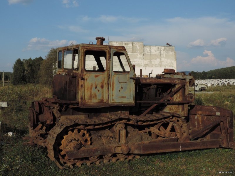 Трактор т 100 ЧТЗ