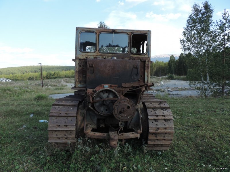 Трактор с100 1969г