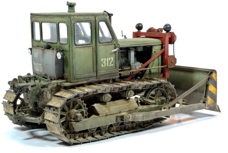 Bm3598 t-100m бульдозер, 1/35
